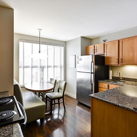 Hyatt House Naperville/Warrenville Exterior foto